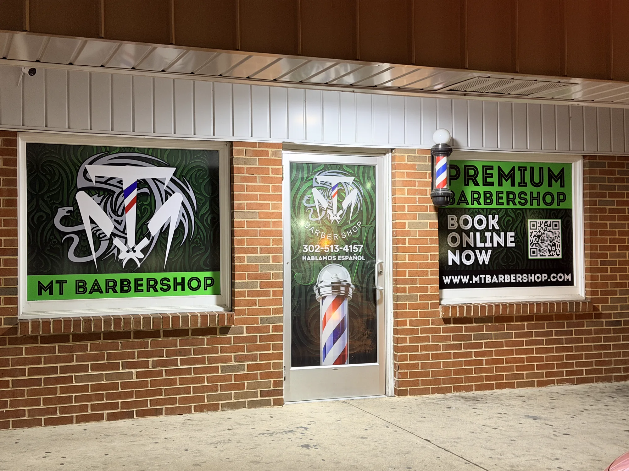 Storefront & Building Signs